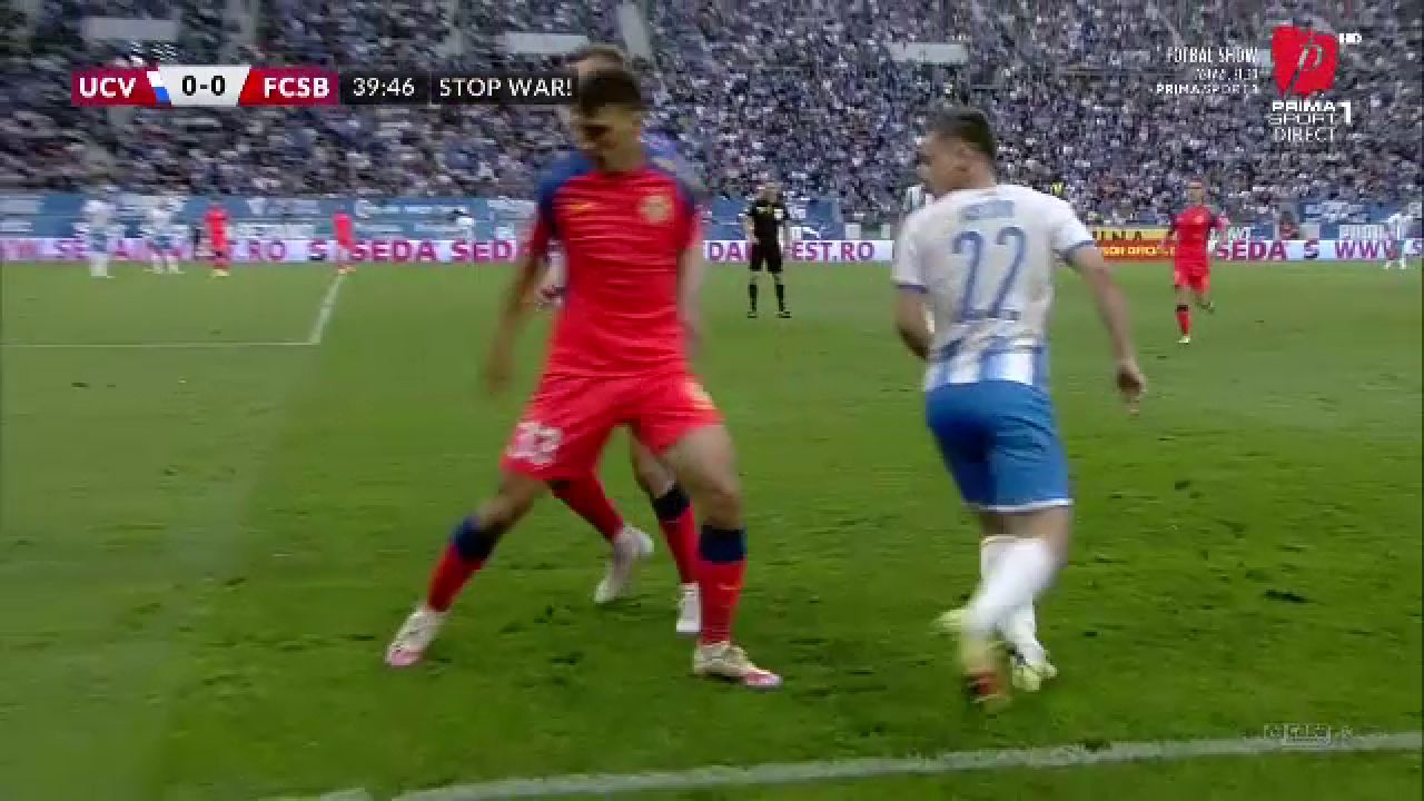 Florin Tănase, faultat de propriul coleg! Radunovic a încercat să-l deposedeze pe Gustavo, dar a ”nimerit” piciorul căpitanului de la FCSB_1