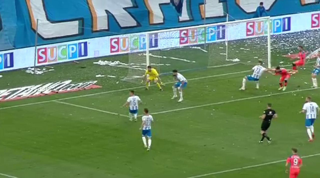 Faza la care FCSB ar fi vrut penalty la Craiova. Ce arată reluările_3