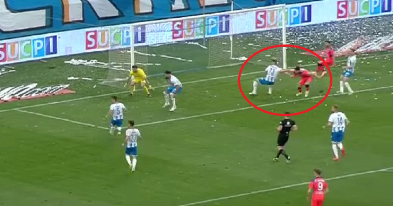 FCSB, dezavantajată în două rânduri de Istvan Kovacs la Craiova! Opinia experților: