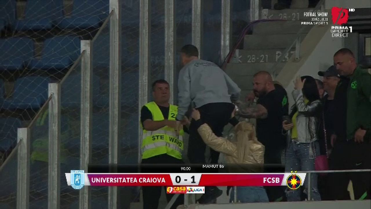 Mihai Stoica nu s-a putut abține! Ce a făcut oficialul FCSB imediat după victoria cu Universitatea Craiova_5