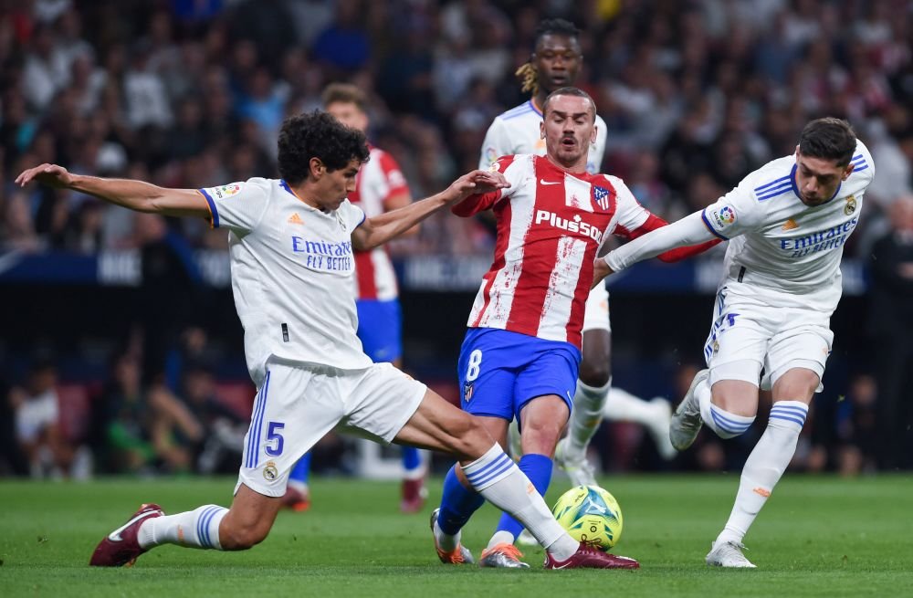 Atletico se 'agață' de locul de Champions League după victoria în fața campioanei Spaniei! Carrasco, unic marcator din penalty _10