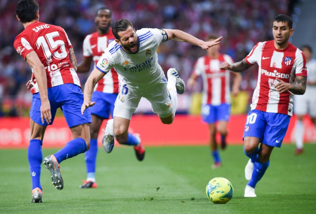 Atletico se 'agață' de locul de Champions League după victoria în fața campioanei Spaniei! Carrasco, unic marcator din penalty _12