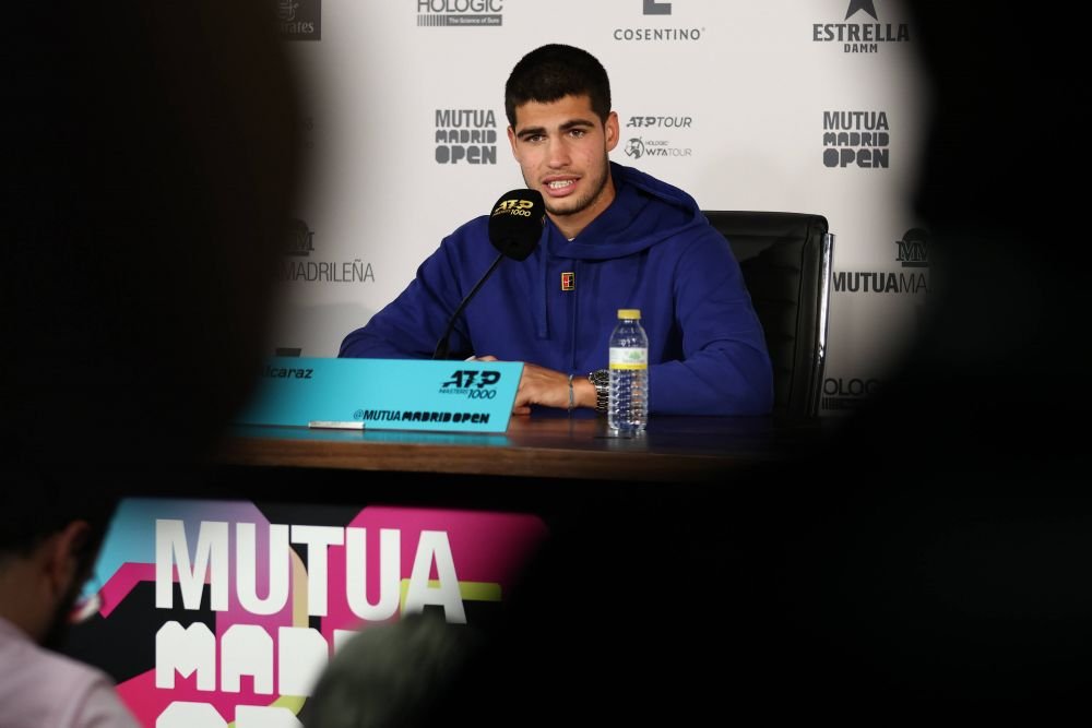 Așa joacă „fulgerul Alcaraz!” Carlos Alcaraz l-a distrus pe Zverev în finala de la Madrid. A urcat 114 locuri în clasamentul ATP într-un singur an_9