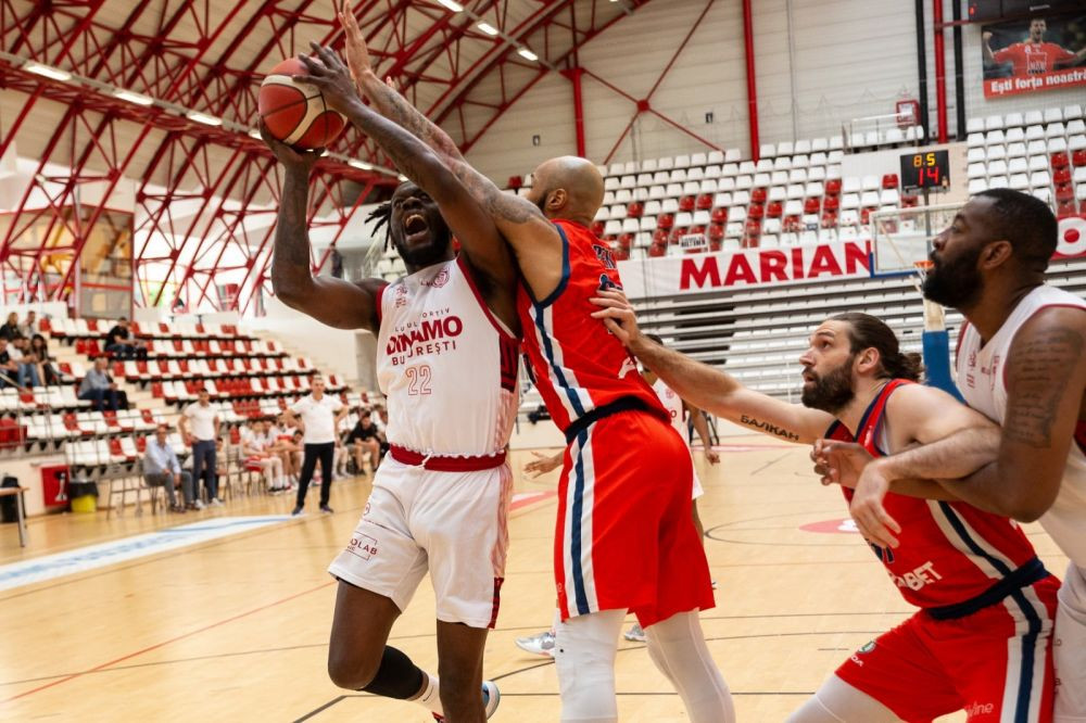 Bucureștiul nu există &icirc;n baschet! Cine sunt cele patru echipe care vor disputa semifinalele Ligii Naționale