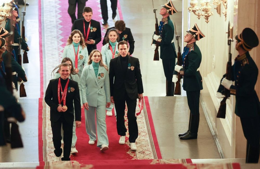 I-a 'dezgustat' pe fani cu gesturile sale, iar acum a comis-o din nou! Ce a făcut campioana olimpică din Rusia de 'Ziua Victoriei'_35