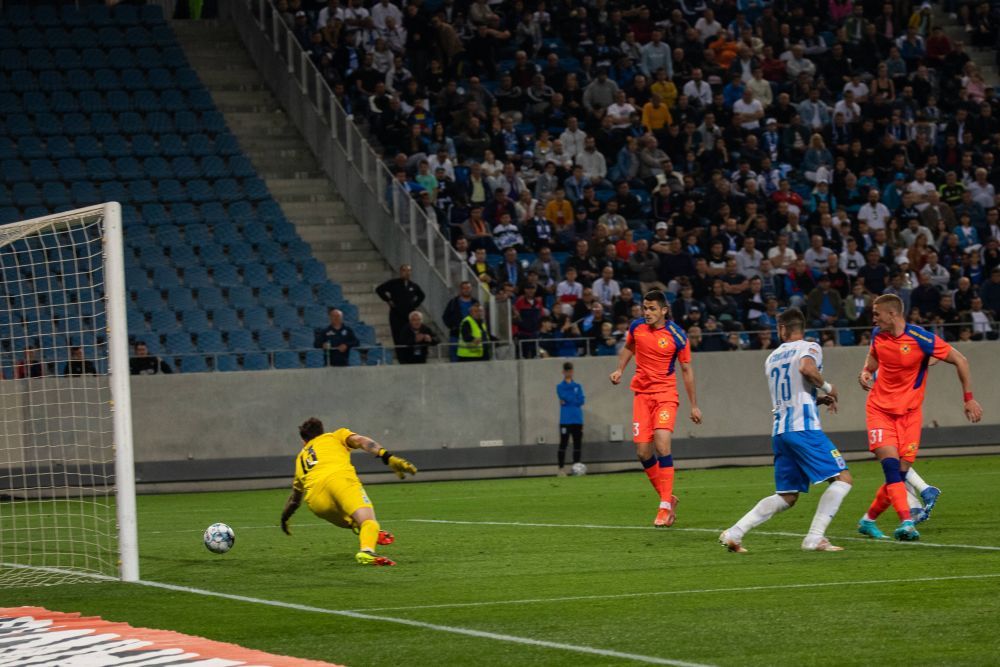 Detalii din culisele transferului lui Ivan Mamut de la Universtatea Craiova la FCSB: „M-a sunat Mihai Rotaru, nici măcar nu-l văzusem la față! Am zis da!” _1