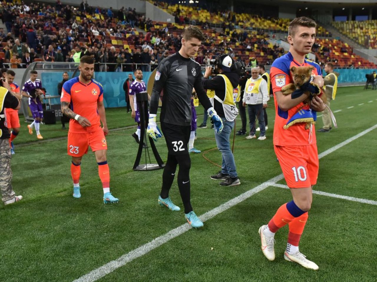 Surpriză de proporții! FCSB - CFR Cluj s-ar putea juca, până la urmă, pe Arena Națională: ”Se încearcă ajungerea la un consens”_6