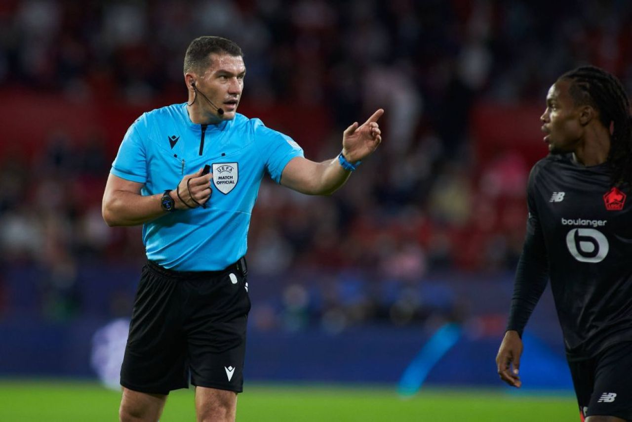 Istvan Kovacs a fost delegat de UEFA să arbitreze o finală europeană!_8