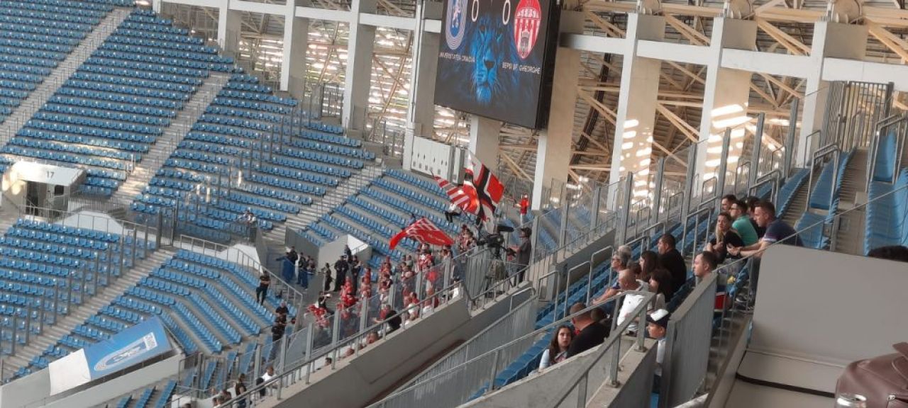Momente speciale înainte de Universitatea Craiova - Sepsi. 12.000 de spectatori au venit la semifinala de Cupa României. Gabi Boldici a dat lovitura de start _9