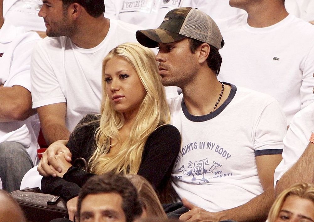 Considerată una dintre cele mai sexy jucătoare de tenis, Anna Kournikova s-a transformat în fată de casă. Imagini rare cu familia rusoaicei _2