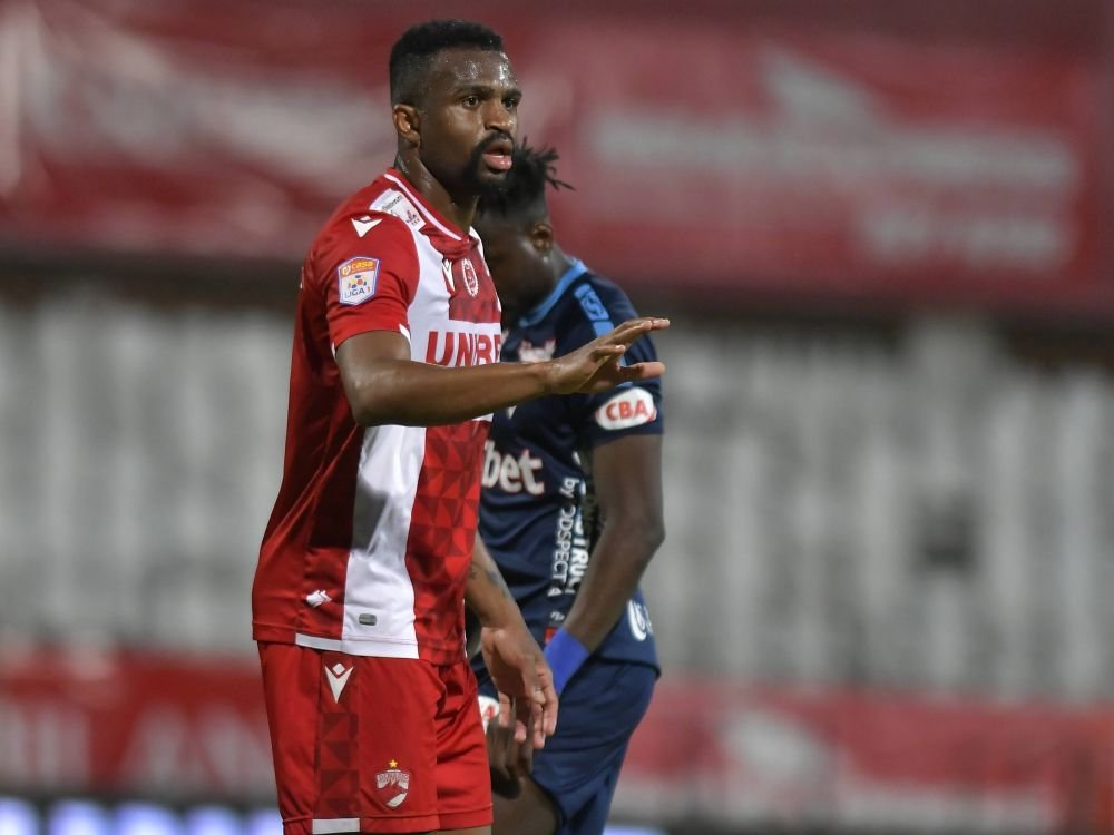Dinamo - UTA Arad 1-1. ”Câinii”, ultima repetiție înainte de baraj. Irobiso a marcat pe final_11
