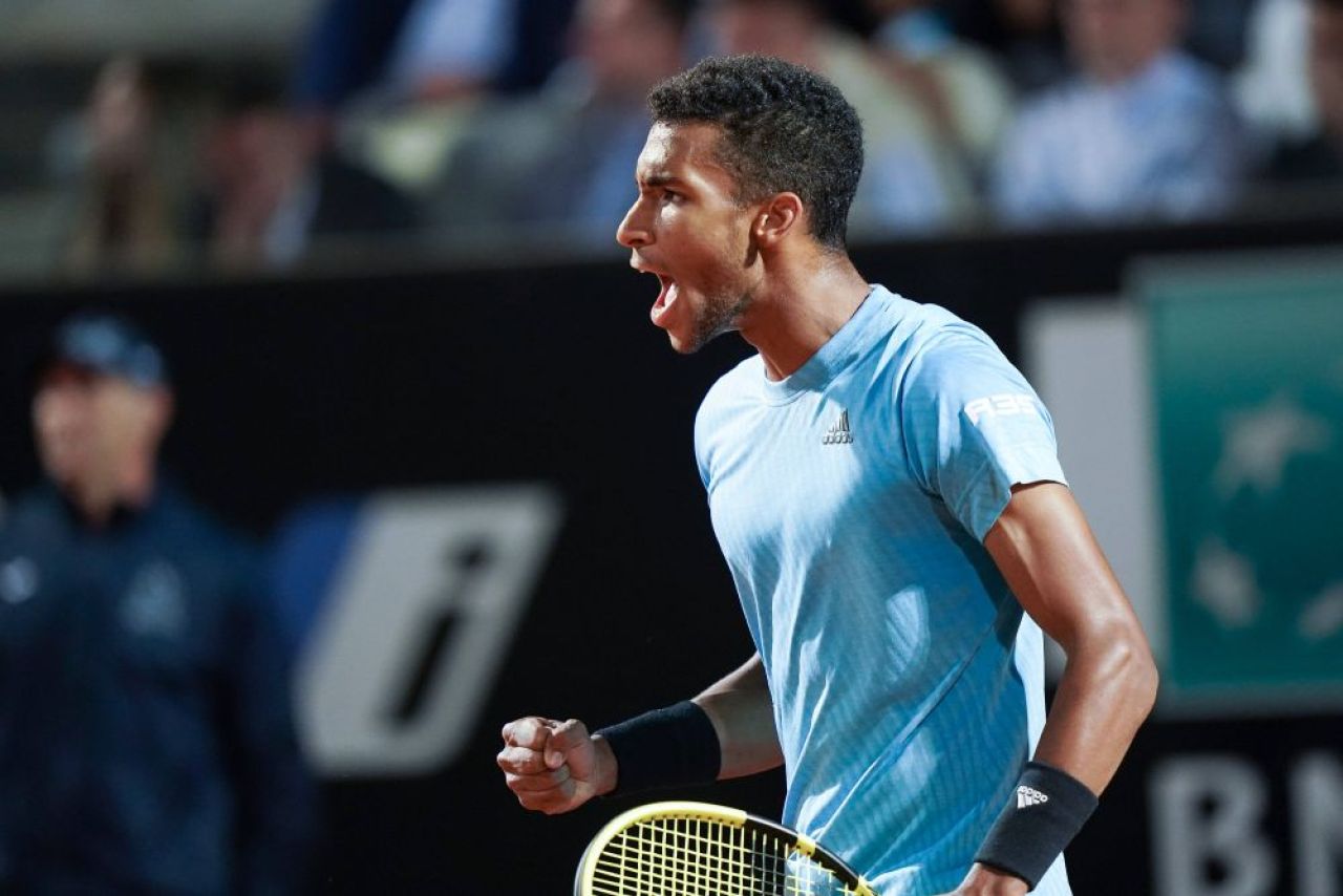 Novak Djokovic a semnat a 999-a victorie a carierei, iar Iga Swiatek, a 26-a la rând: semifinaliștii turneelor de la Roma_6