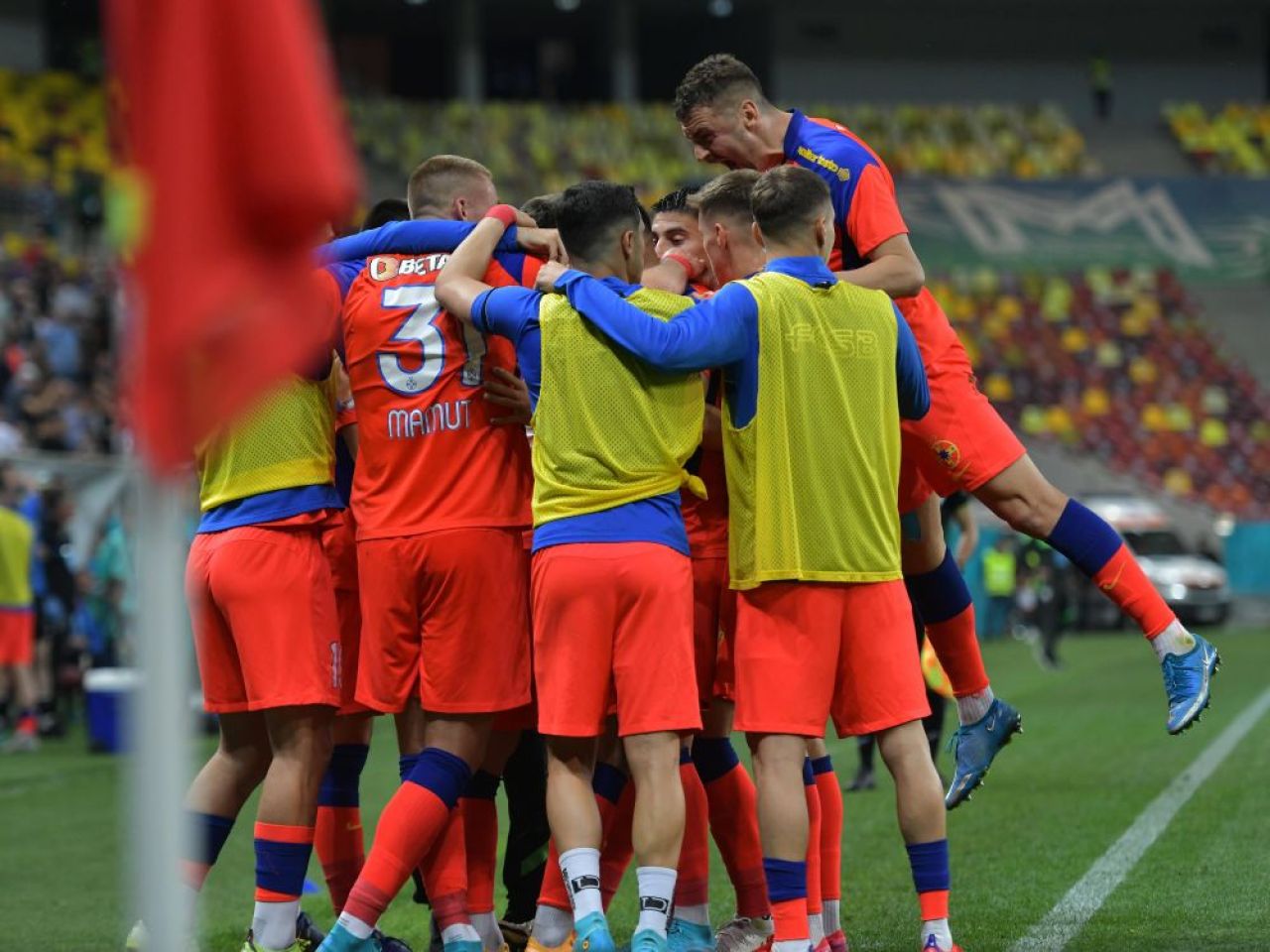 Cu FCSB ”împiedicată” cu un gol din ofsaid, Becali invocă Divinitatea pentru CFR - Craiova: ”Dumnezeu va face dreptate!”_6