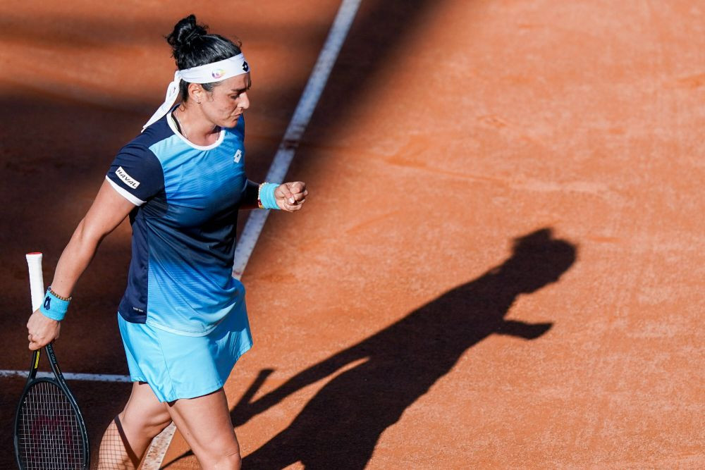 „Monstruos de bune” Iga Swiatek și Ons Jabeur au readus constanța în circuitul WTA și se întâlnesc într-o finală cu scântei la Roma_13