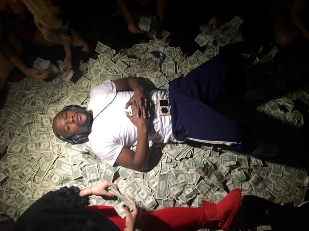 Floyd Mayweather, dezvăluiri fără rețineri: „Nu fac sex pe gratis! Fie o plătesc eu, fie mă plătește ea pe mine!” _22