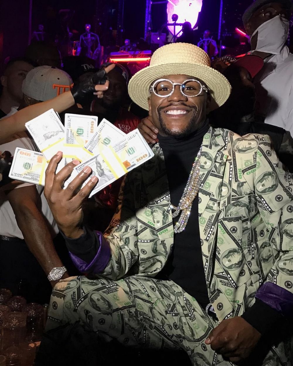 Floyd Mayweather, dezvăluiri fără rețineri: „Nu fac sex pe gratis! Fie o plătesc eu, fie mă plătește ea pe mine!” _23