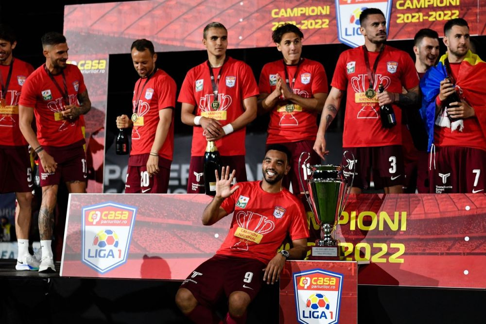 ANALIZĂ | De ce câștigă CFR campionate, de ce le pierde FCSB_3