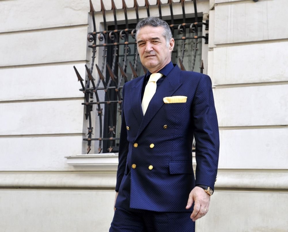 Becali nu a iertat pe nimeni după un nou titlu pierdut: &rdquo;La noi, p&acirc;nă și la fotbal se bagă securitatea!&rdquo;