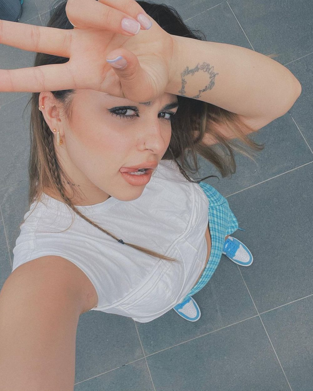 Logodnica lui Cristi Manea, spectacol la sărbătoarea pentru titlu a CFR-ului. Tânăra de 24 de ani, o adevărată apariție_24