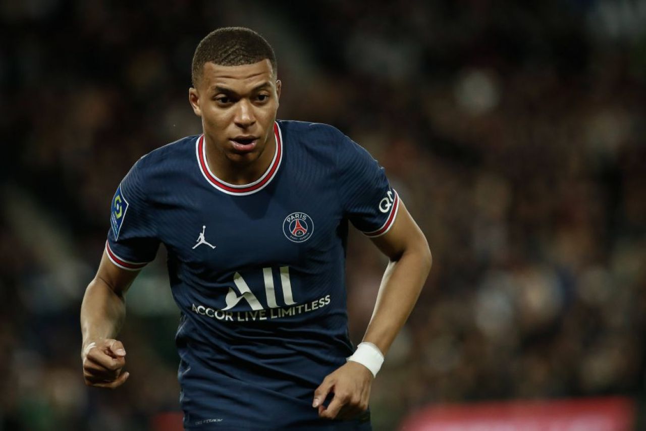 Îl urcă pe un munte de bani! PSG și ultima ofertă pentru Kylian Mbappe: salariu de nerefuzat ca să uite de Real Madrid_6