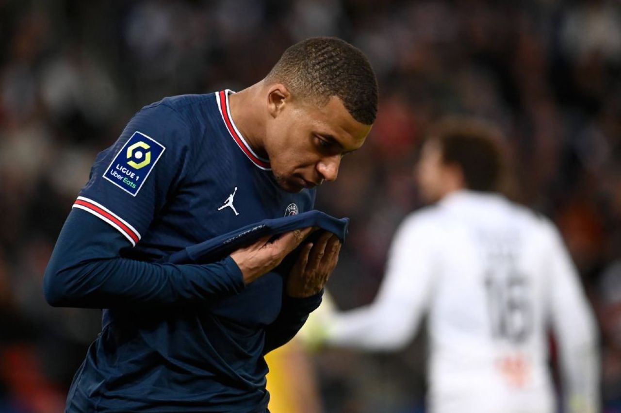 Îl urcă pe un munte de bani! PSG și ultima ofertă pentru Kylian Mbappe: salariu de nerefuzat ca să uite de Real Madrid_8