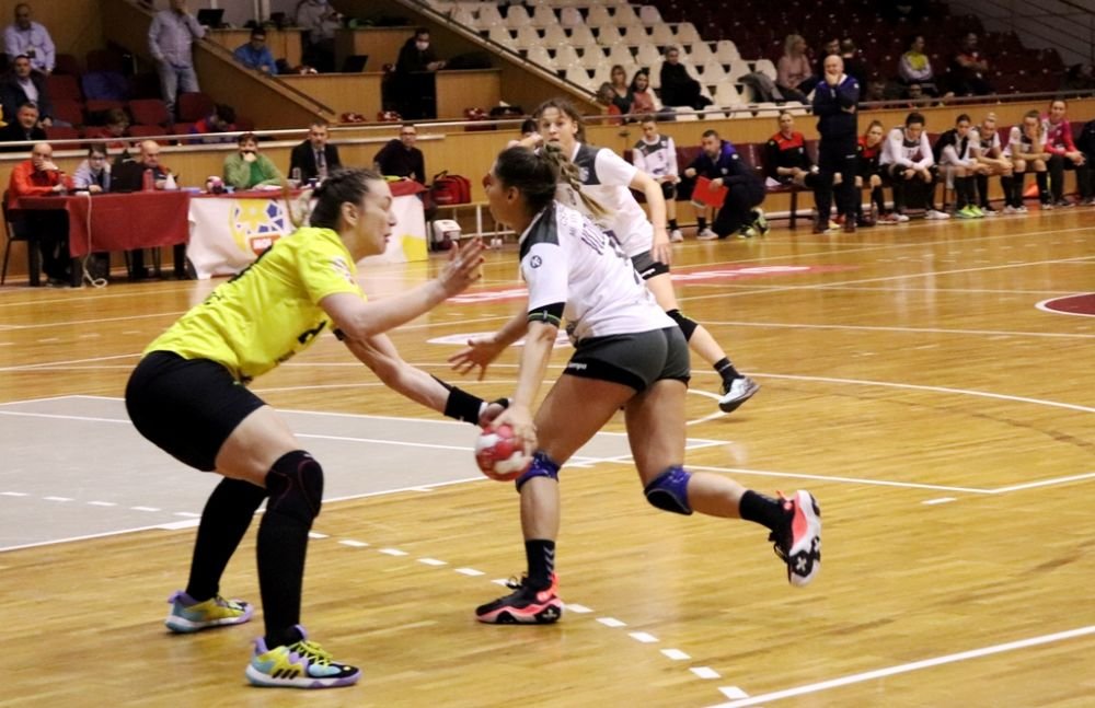 O fostă campioană europeană la handbal vrea să se stabilească la București: 