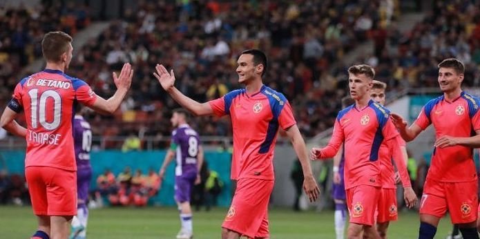 Mihai Stoica știe cine este antrenorul potrivit pentru FCSB: „Mi-l doresc! L-am atins la coarda sensibilă” _5