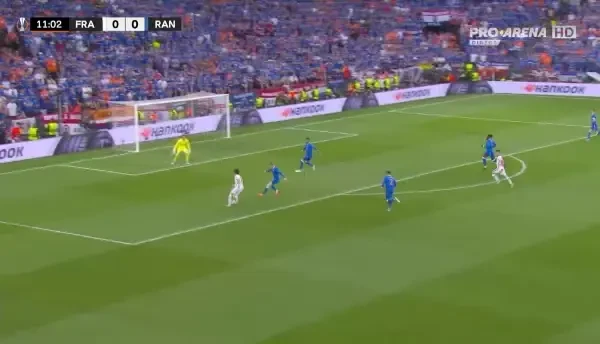 Frankfurt are prima șansă de a deschide scorul în finala Europa League!