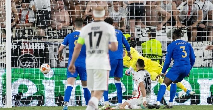 Frankfurt - Rangers 1-1 (5-4 d.ld) | TRAPPanele! Locul 11 din Bundesliga câștigă Europa League și se califică în Champions League! Seară neagră pentru Hagi Jr. _7
