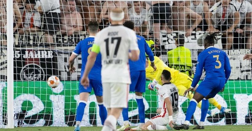 Frankfurt - Rangers 1-1 (5-4 d.ld) | TRAPPanele! Locul 11 din Bundesliga câștigă Europa League și se califică în Champions League! Seară neagră pentru Hagi Jr. _7