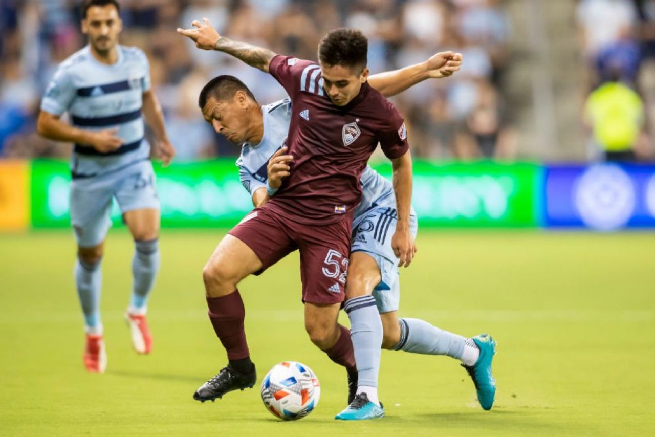 Meci haotic în MLS! Patru jucători au primit cartonașul roșu în ultimele minute ale partidei_2