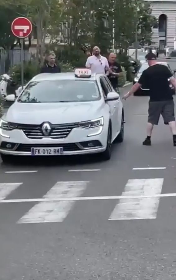 Ieșire violentă a lui Tyson Fury asupra unui taximetrist. L-a luat la pumni după ce nu l-a lăsat să urce în mașină _3