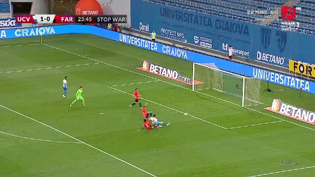Universitatea Craiova - Farul Constanța 4-1 | „Regele” abdică de pe locul 4! Reghecampf o trimite pe Farul pe locul 5_9