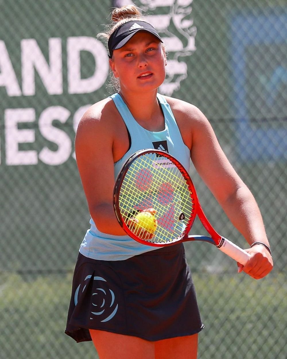 Adversara Simonei Halep din primul tur de la Roland Garros s-a retras! Cu cine se duelează jucătoarea română _7