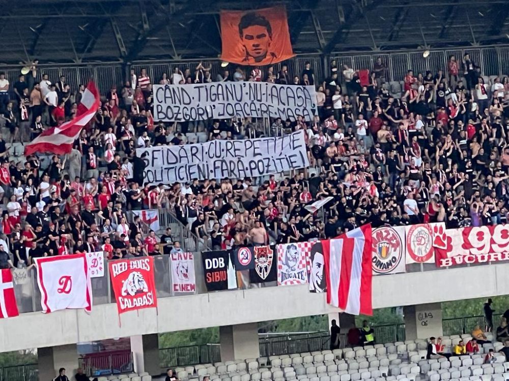 „Prestația voastră e de carnaval!” / „Degeaba aveți orgasme, t***e masculine!” Mesajele afișate de fanii lui U Cluj și Dinamo _5
