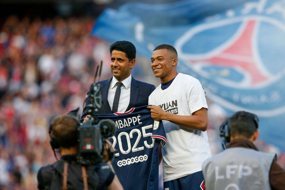 NEWS ALERT! Paris Saint-Germain a anunțat OFICIAL prelungirea contractului lui Kylian Mbappe! _5