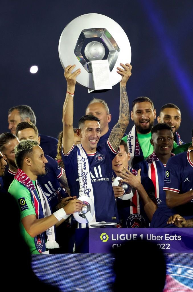 Momente emoționante pe Parc des Princes! Di Maria a marcat la ultimul său meci în tricoul lui PSG și a izbucnit în plâns! Stadionul i-a cântat numele _6