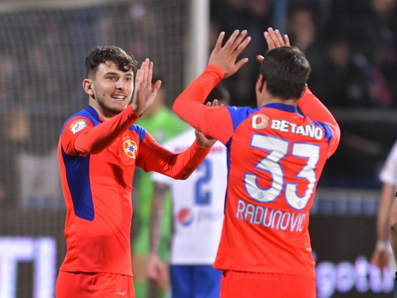 Tatăl ”perlei” de la FCSB, marcator în Liga 3 la 45 de ani!_15