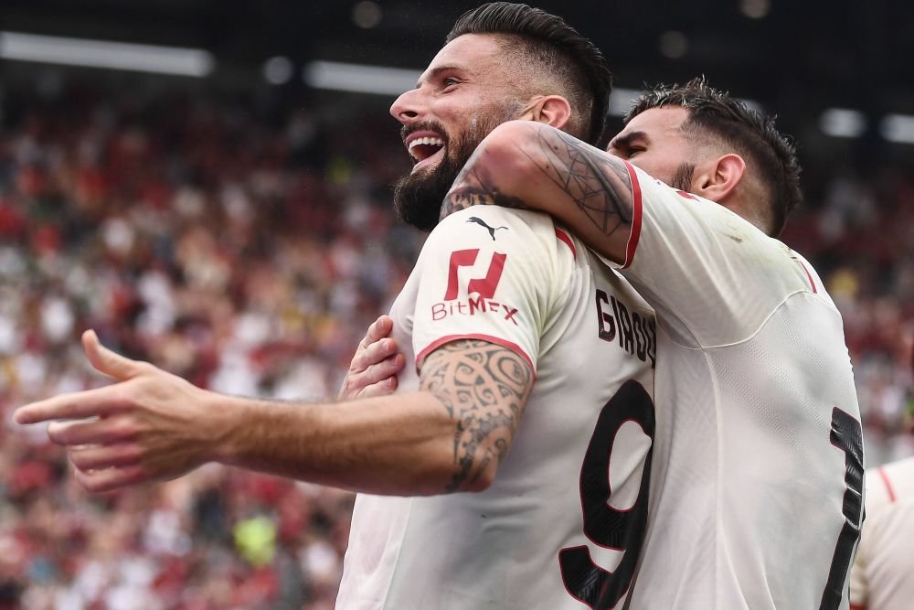 Sassuolo - AC Milan 0-3 și Inter - Sampdoria 3-0: echipa lui Pioli, campioană în Serie A după o pauză de 11 ani_2