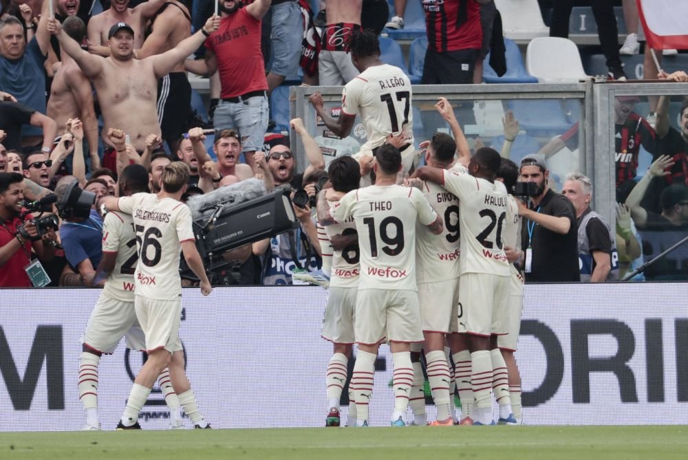 Sassuolo - AC Milan 0-3 și Inter - Sampdoria 3-0: echipa lui Pioli, campioană în Serie A după o pauză de 11 ani_3