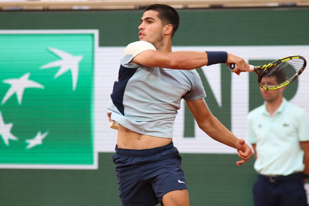 „Uraganul Alcaraz” nu a iertat nimic, în primul meci jucat pe Arena Philippe-Chatrier: va întâlni un conațional în turul secund_2