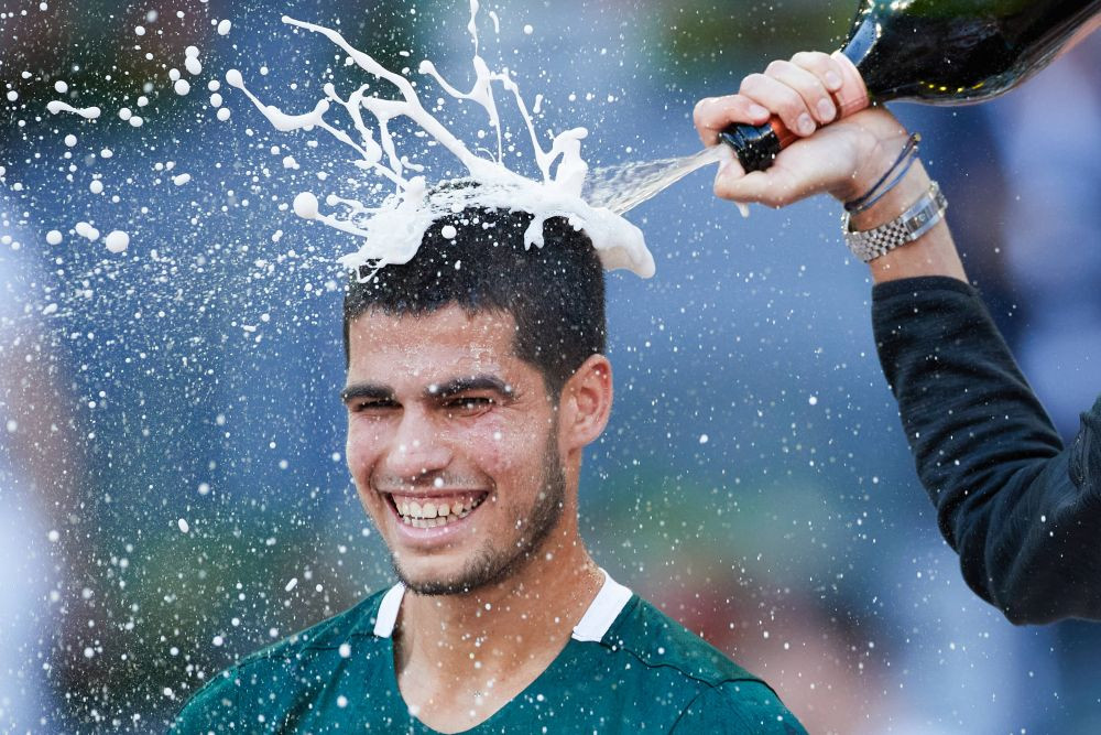 „Uraganul Alcaraz” nu a iertat nimic, în primul meci jucat pe Arena Philippe-Chatrier: va întâlni un conațional în turul secund_10