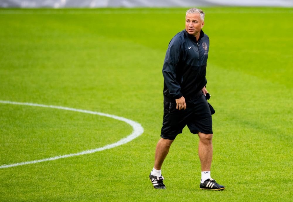 Cu cine a văzut Dan Petrescu meciul dintre CFR Cluj și FCSB_20
