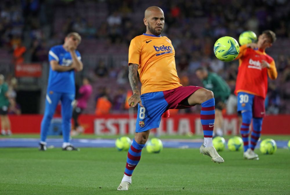 Dani Alves vrea să rămână la Barcelona și pentru următorul sezon. „Nu ține de mine, dar sunt recunoscător!”_1