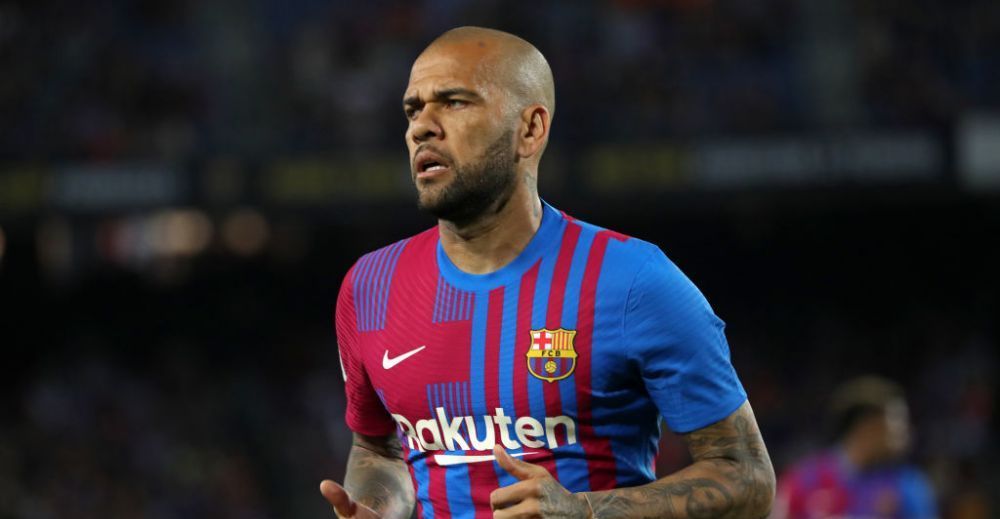 Dani Alves vrea să rămână la Barcelona și pentru următorul sezon. „Nu ține de mine, dar sunt recunoscător!”_3