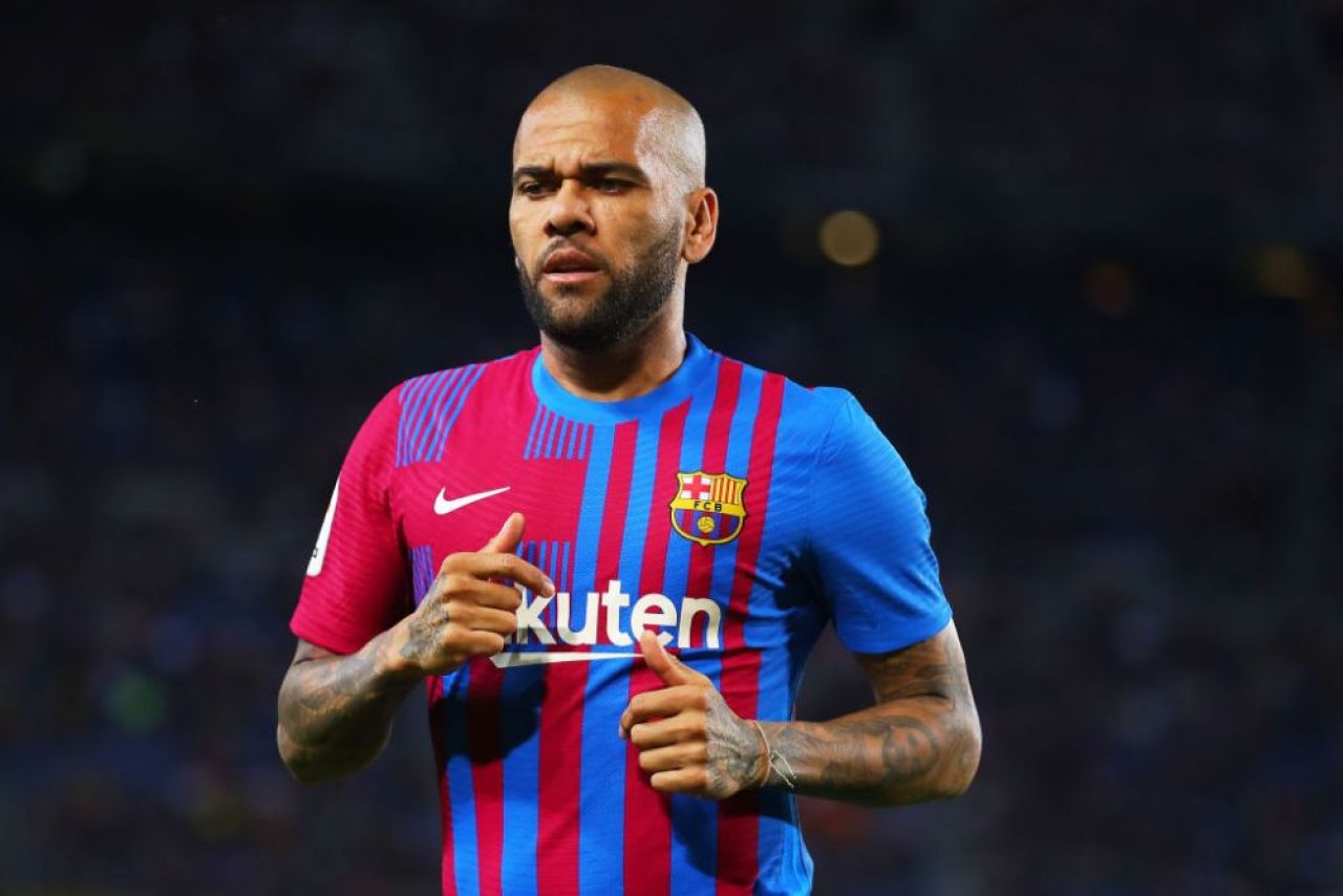 Dani Alves vrea să rămână la Barcelona și pentru următorul sezon. „Nu ține de mine, dar sunt recunoscător!”_7