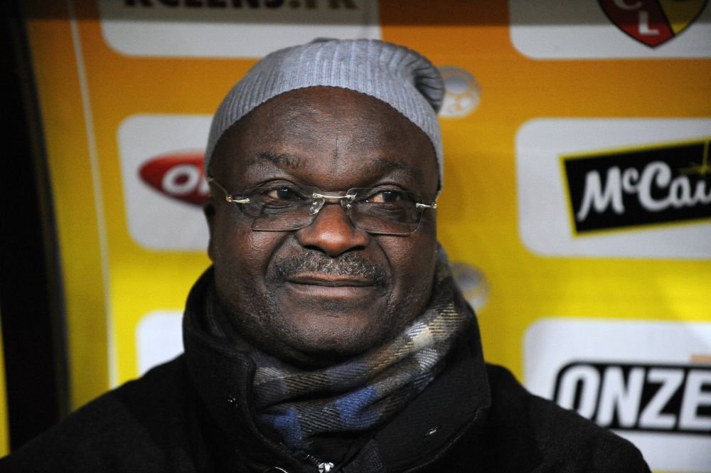 Roger Milla, atacantul care l-a amețit pe Andone la Mondialul din 1990, s-a retras definitiv la 70 de ani!_4