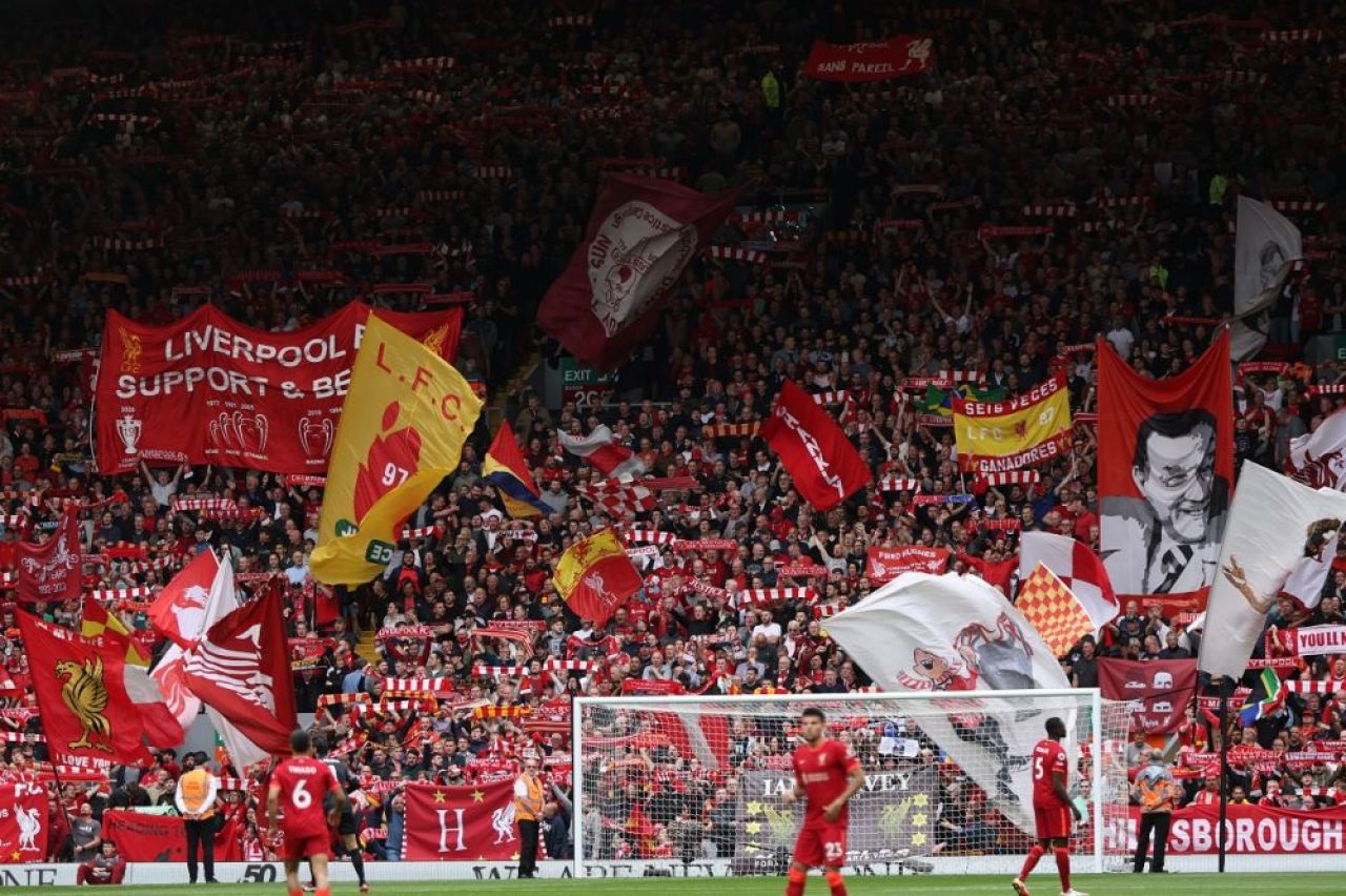 Momentul în care Liverpool a crezut că e campioană: fanii au început petrecerea după ce au devenit victimele unei farse_1