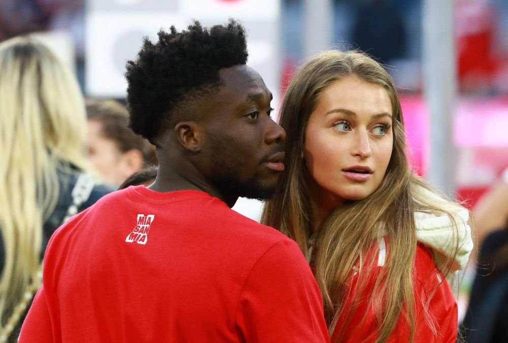 Alphonso Davies s-a despărțit de iubita sa, jucătoare la PSG: „Zvonurile despre ea nu sunt adevărate!” _11