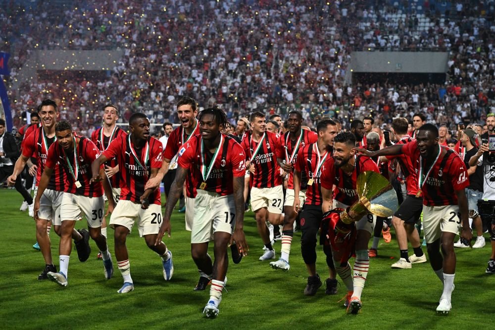 Fotbalistul care l-a &rdquo;batjocorit&rdquo; pe Ștefan Radu, desemnat MVP &icirc;n Serie A!